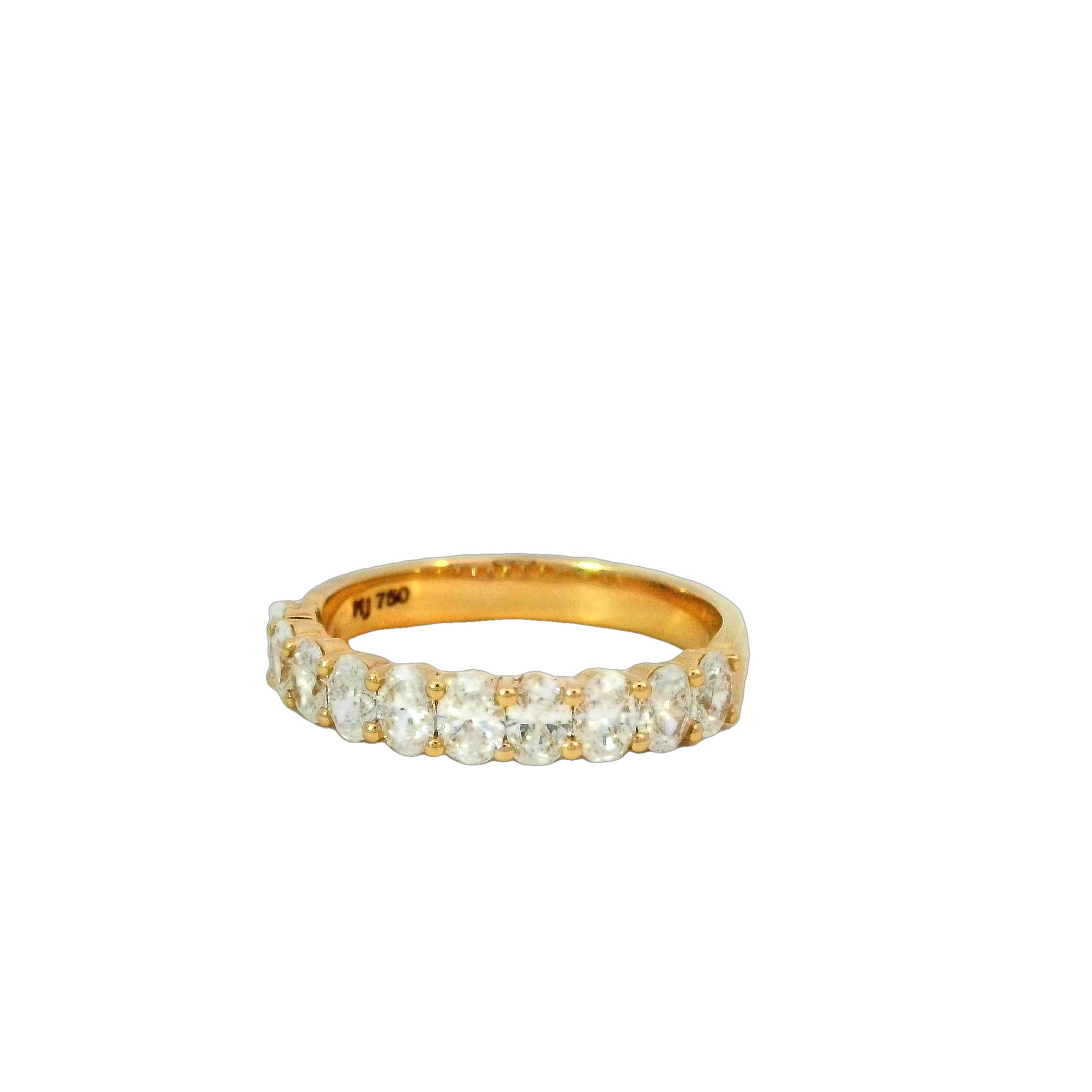 Diamond band store yellow gold